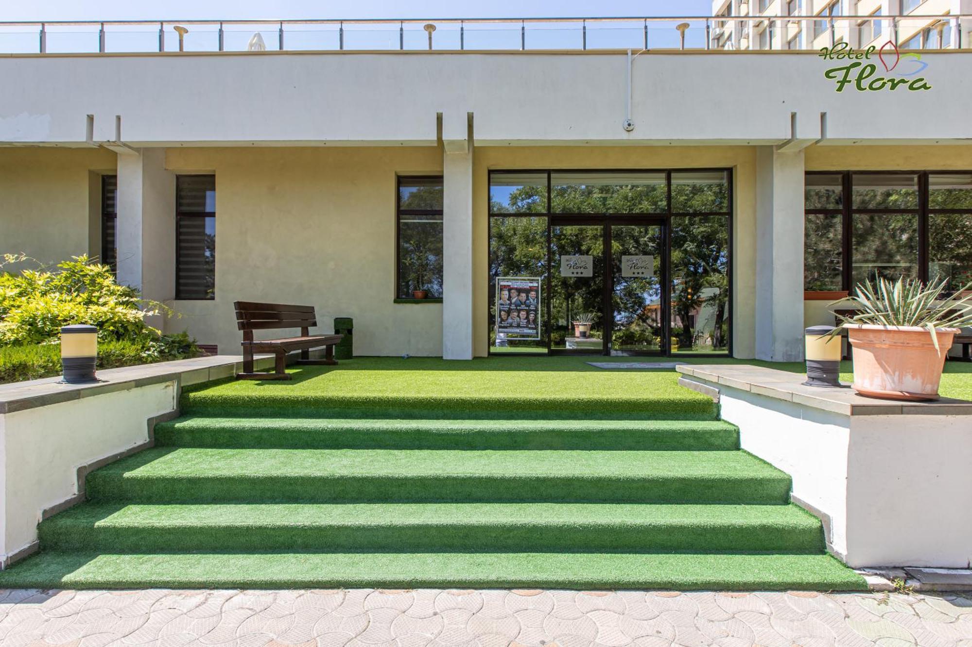 Hotel Flora Mamaia Εξωτερικό φωτογραφία