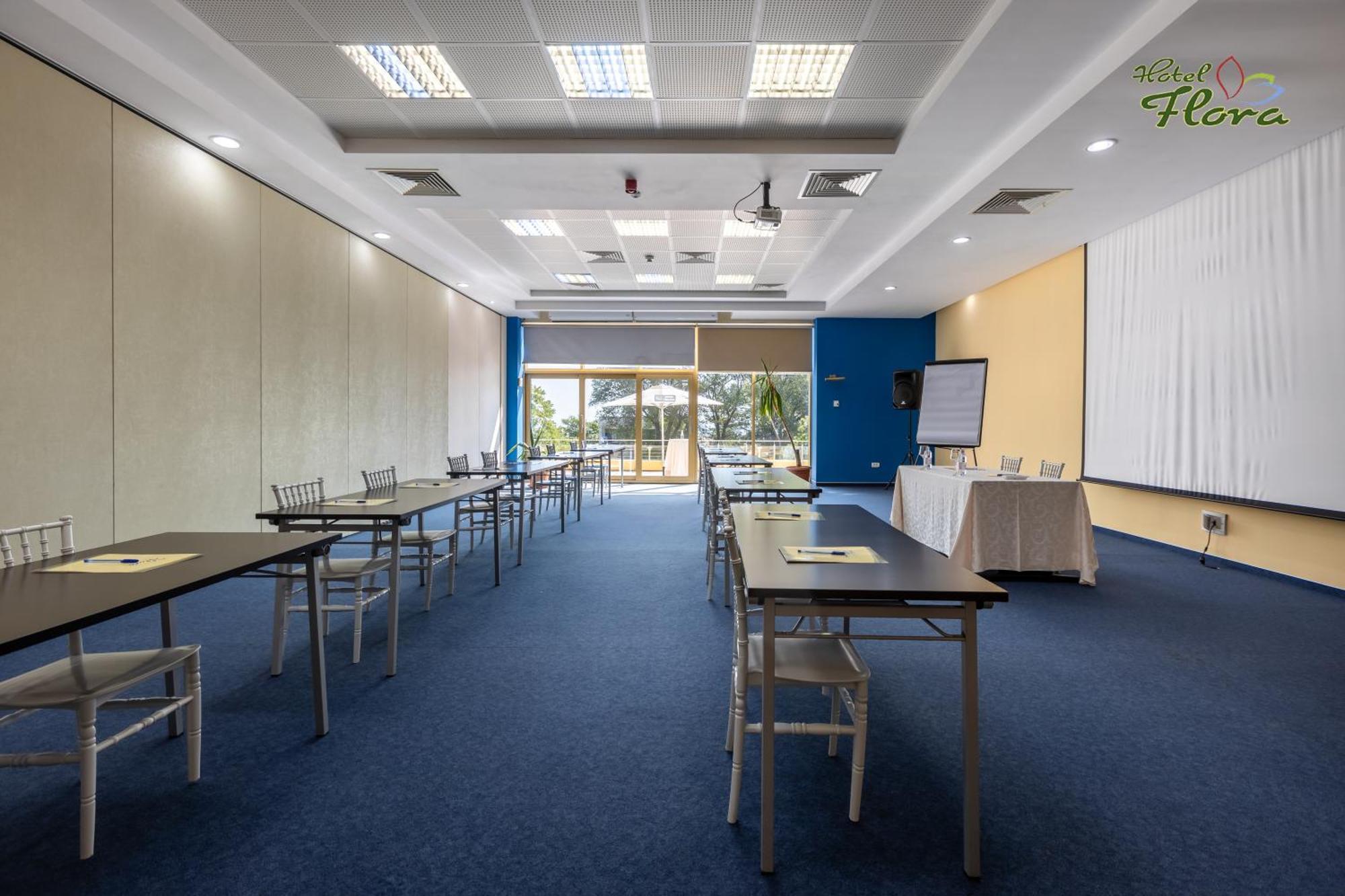 Hotel Flora Mamaia Εξωτερικό φωτογραφία