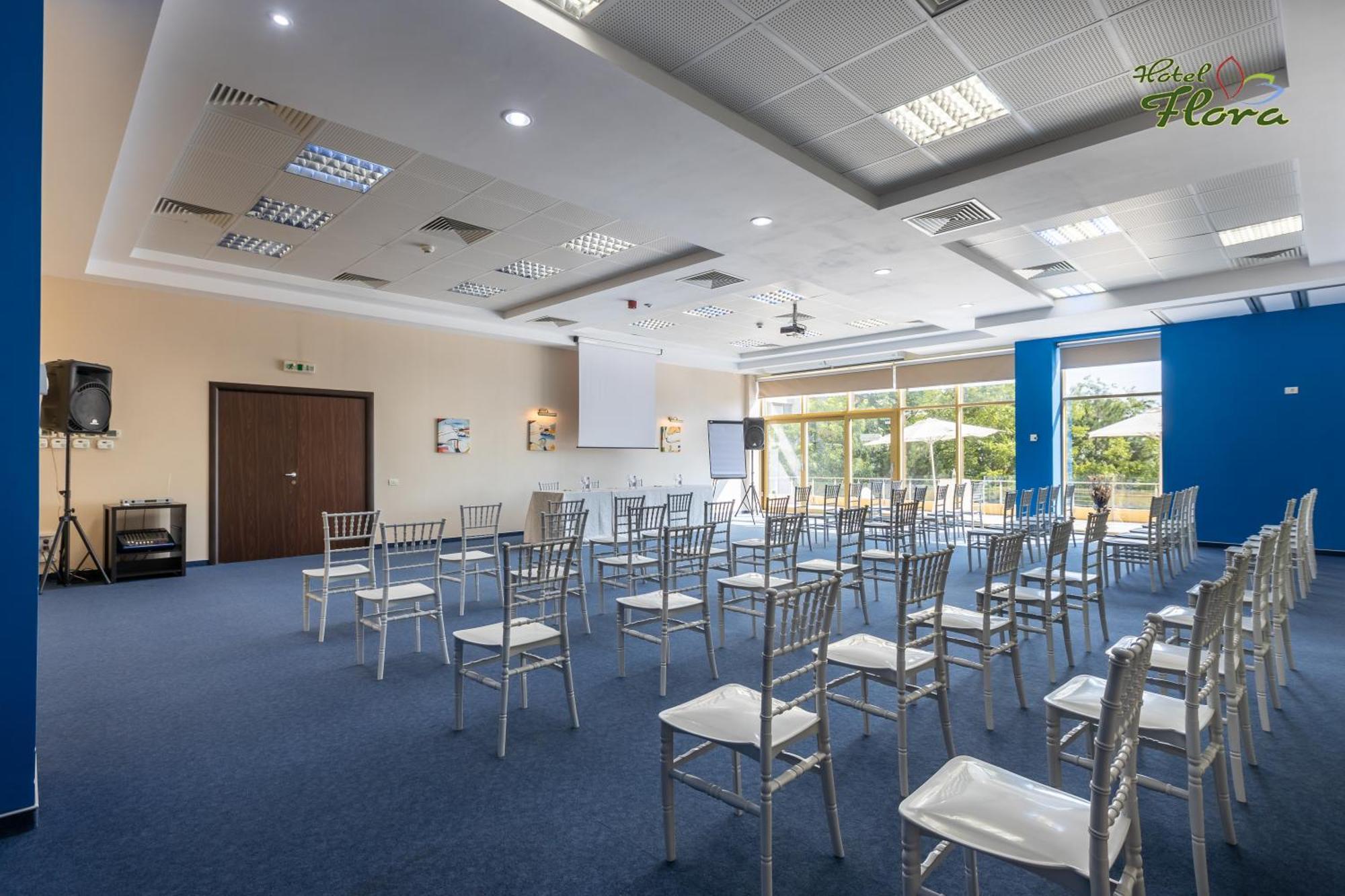 Hotel Flora Mamaia Εξωτερικό φωτογραφία