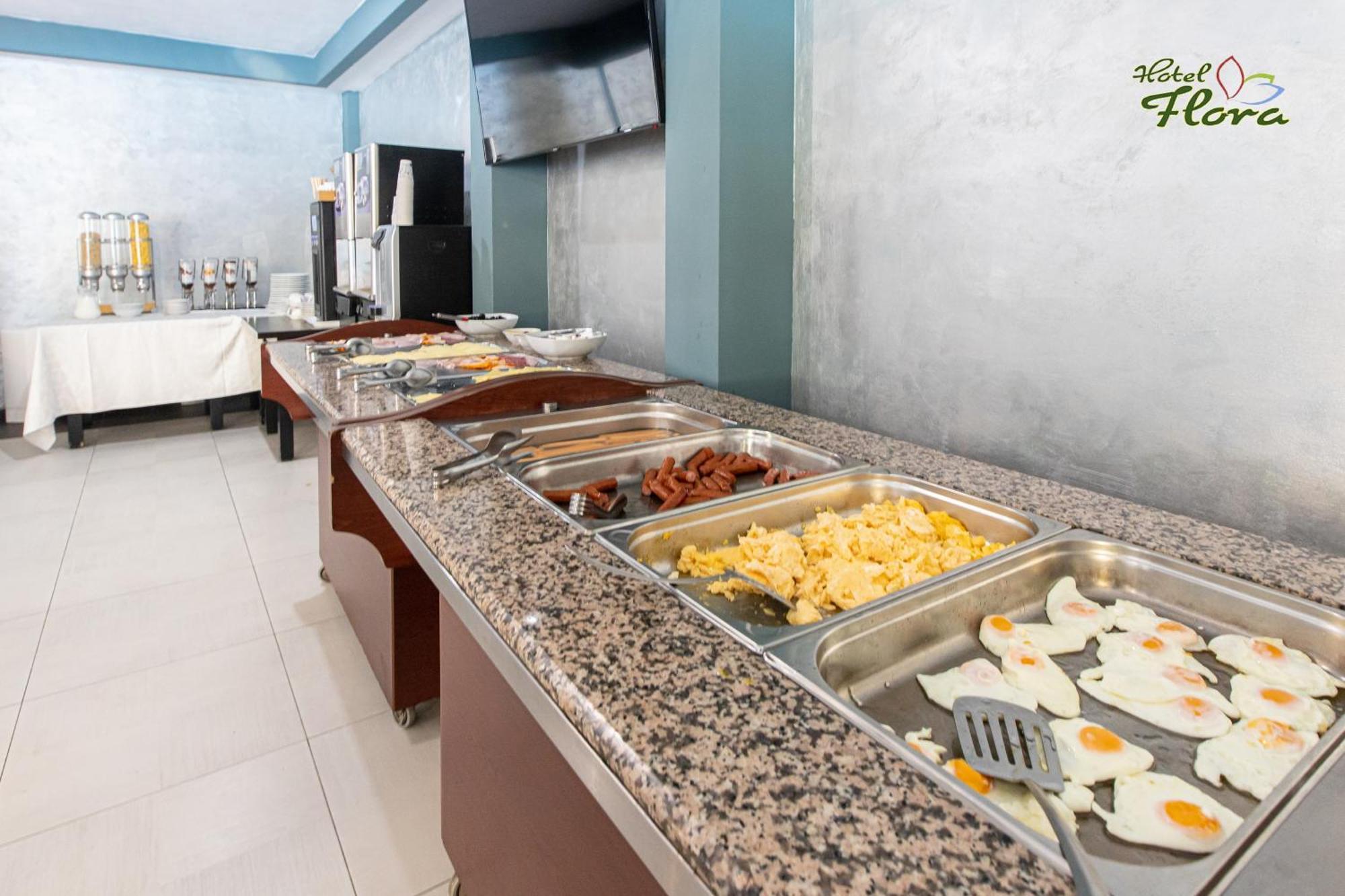 Hotel Flora Mamaia Εξωτερικό φωτογραφία