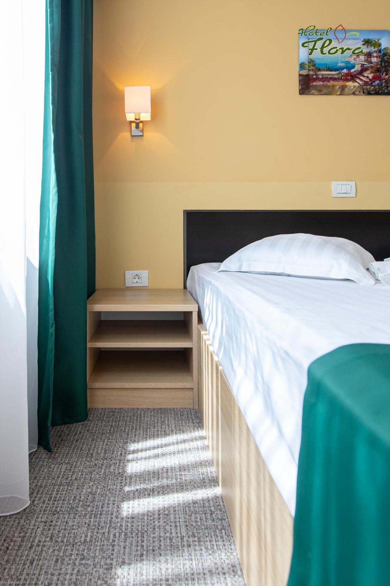 Hotel Flora Mamaia Εξωτερικό φωτογραφία