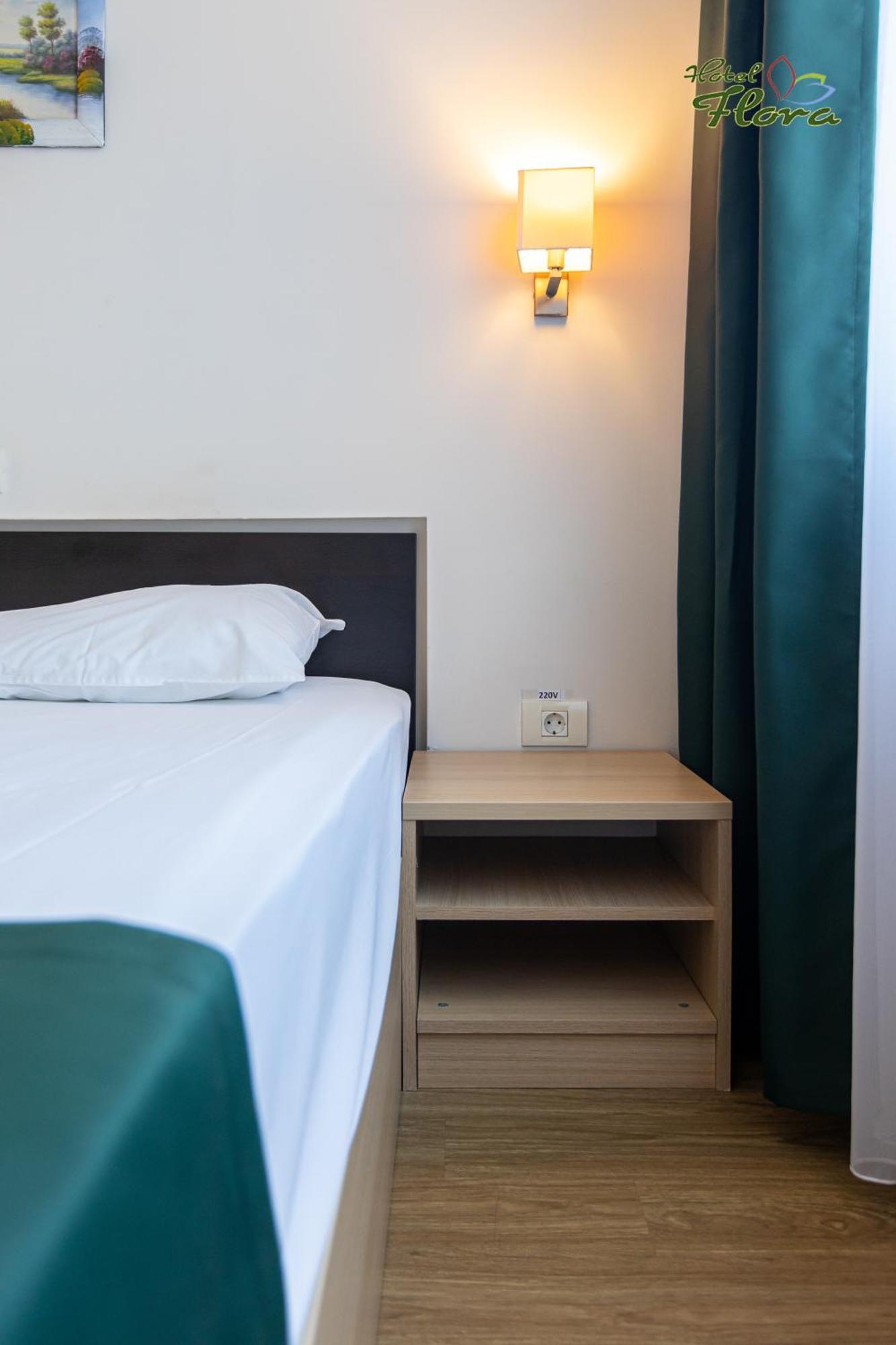 Hotel Flora Mamaia Εξωτερικό φωτογραφία